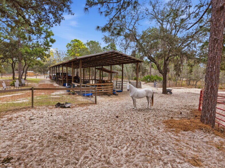More Photos Of 12124 Squeeze Ave, Brooksville Land For Sale