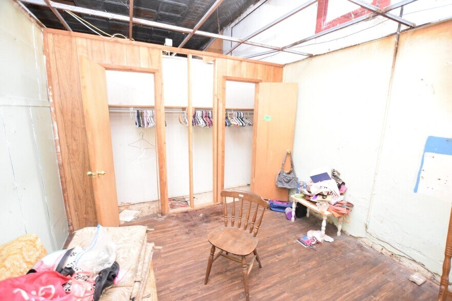 More Photos Of 114 Main St, Watts Apartments For Sale