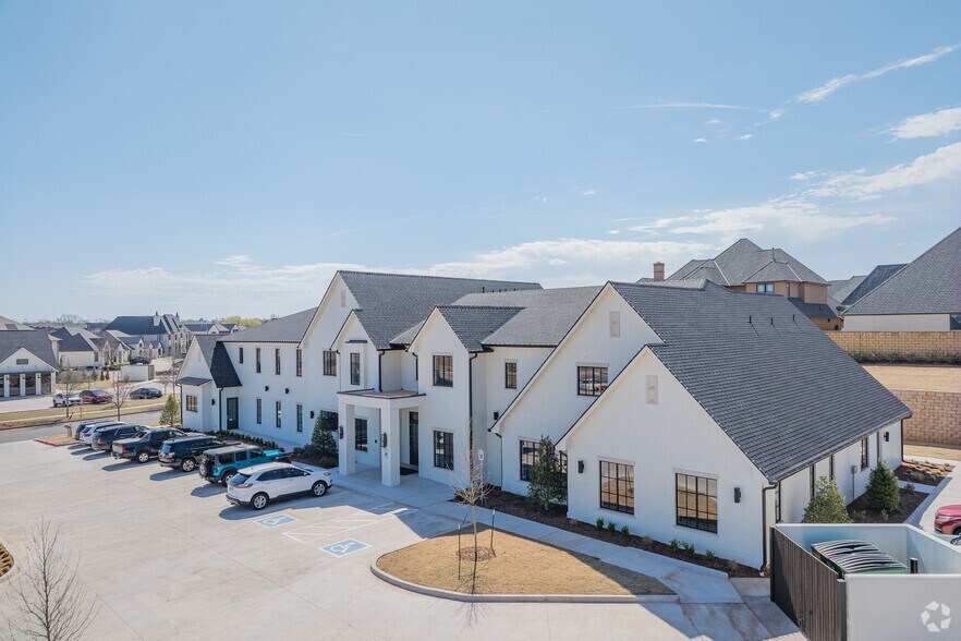 More Photos Of 3030 NW 164th, Edmond Medical For Lease
