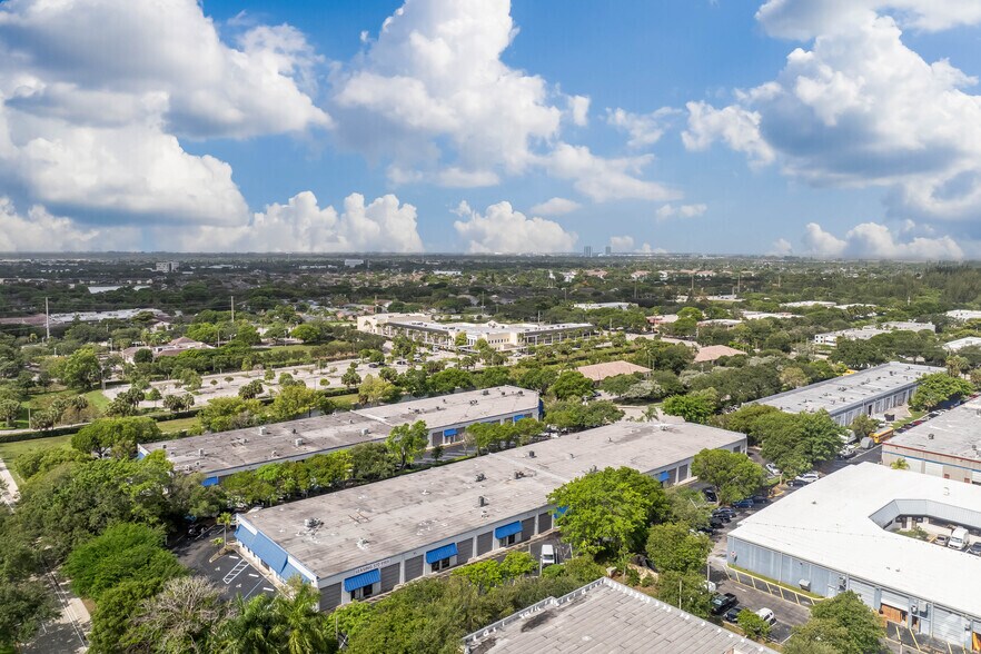 More Photos Of 10101-10163 NW 46th St, Sunrise Warehouse For Lease