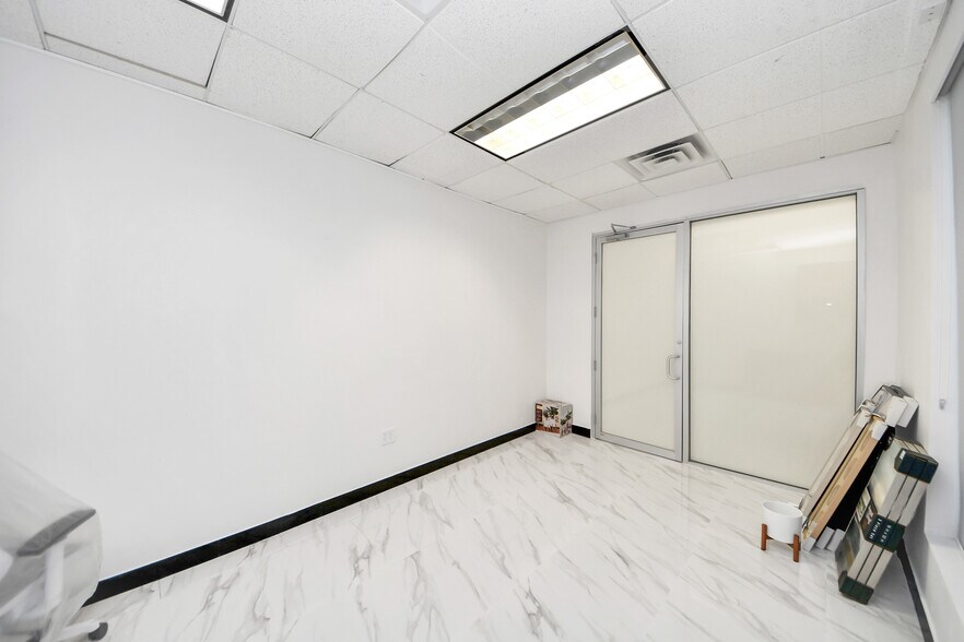 More Photos Of 7012 Barker Cypress Rd, Cypress Office For Sale