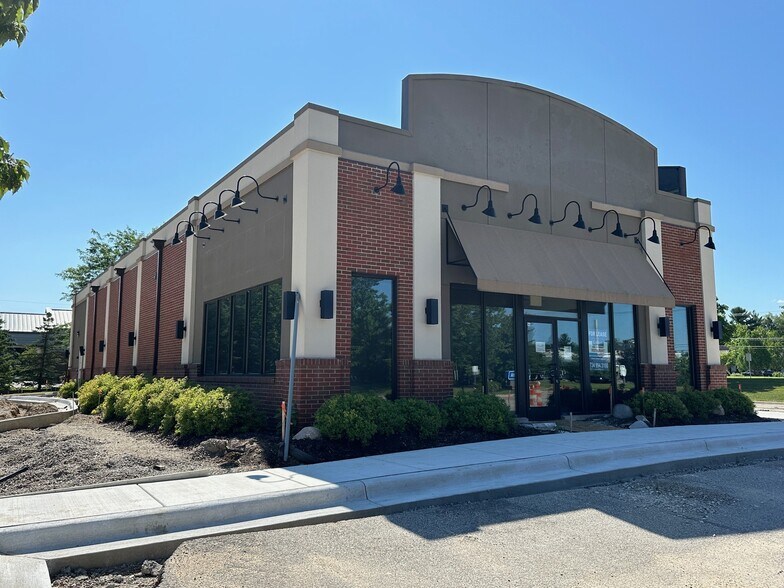 More Photos Of 5340 Jackson Rd, Ann Arbor Restaurant For Sale