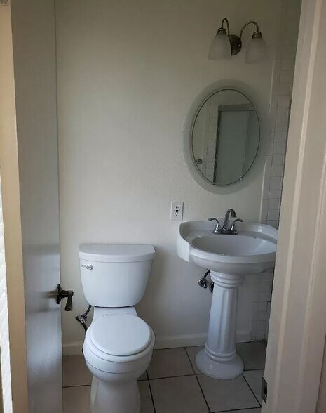 More Photos Of 218 W Wilson Ave, Orange Apartments For Sale