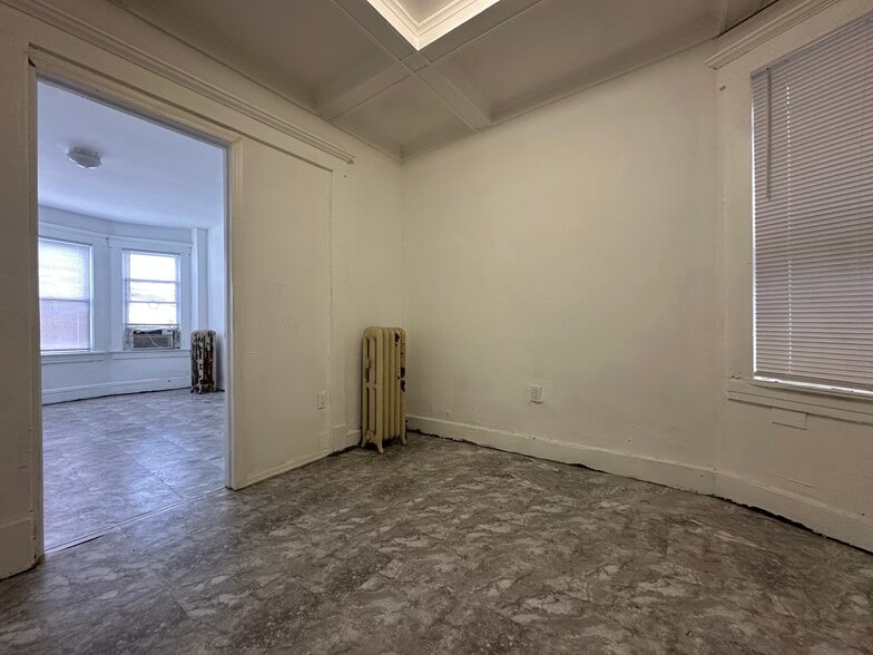 More Photos Of 232 Stuyvesant Ave, Lyndhurst Storefront Retail Residential For Sale