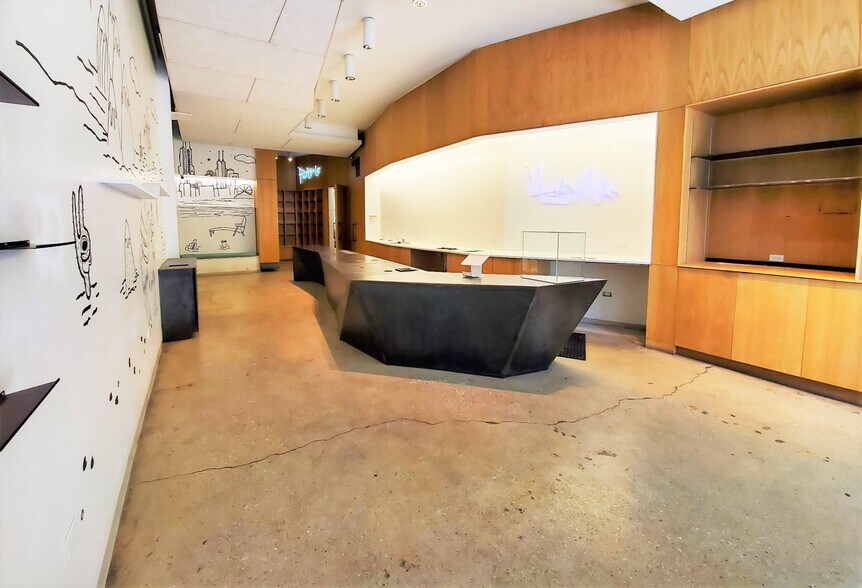 More Photos Of 2136-2142 W Division St, Chicago Storefront Retail Residential For Sale