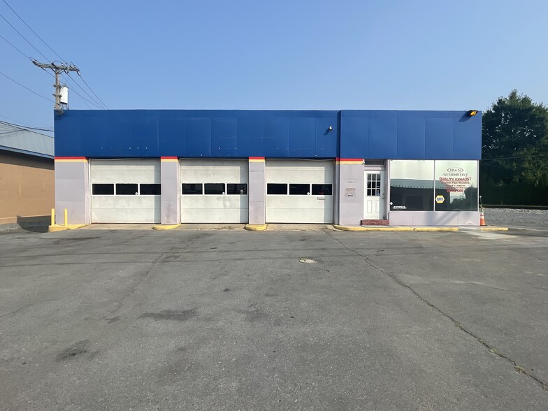 Primary Photo Of 735 N Potomac St, Hagerstown Auto Repair For Sale