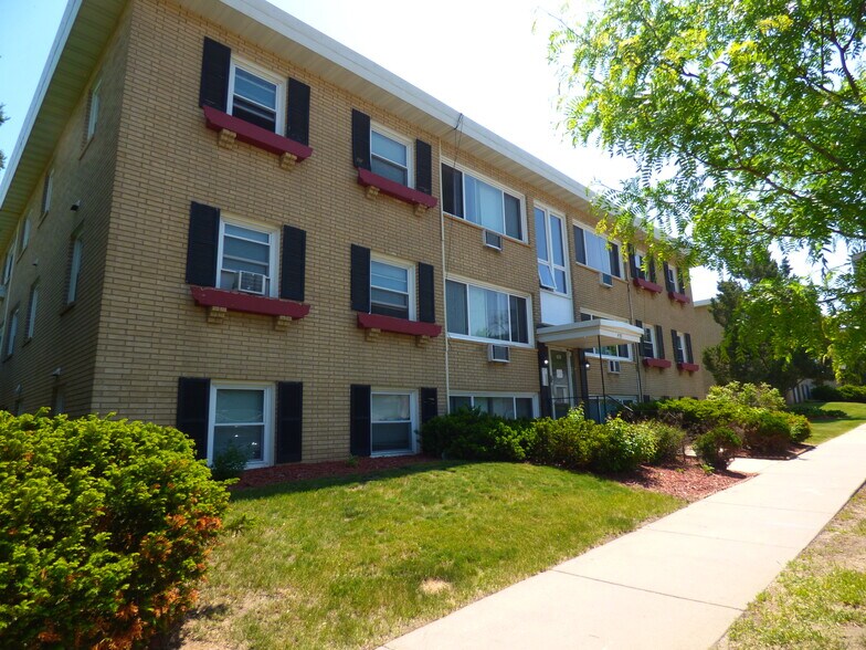 More Photos Of 458 English St, Saint Paul Apartments For Sale