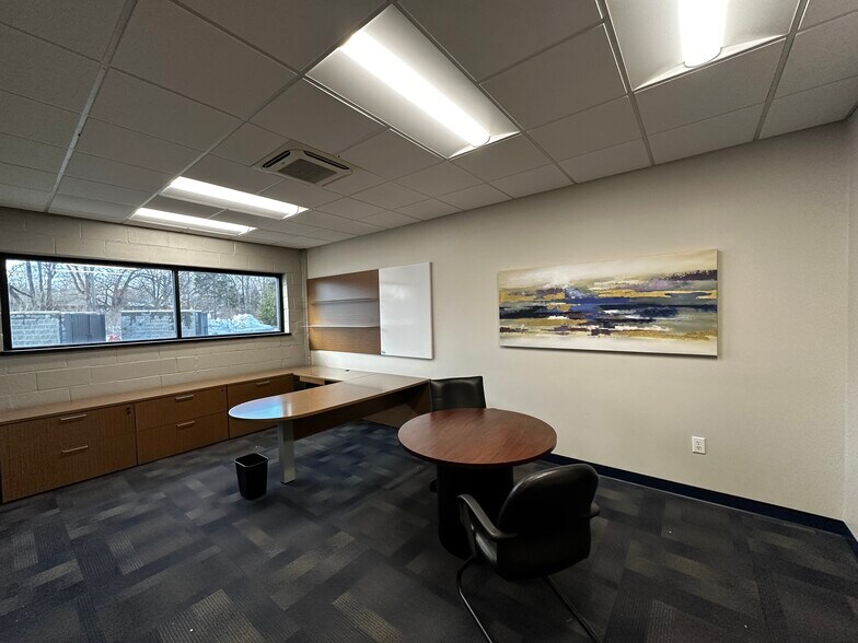 More Photos Of 3155 Bermuda St, Ferndale Manufacturing For Lease