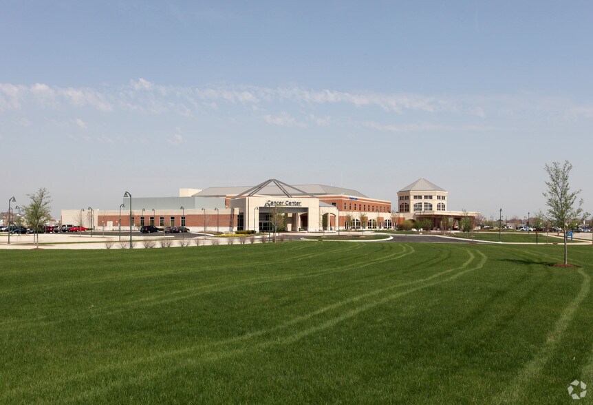 More Photos Of 24600 W 127th St, Plainfield Office For Sale