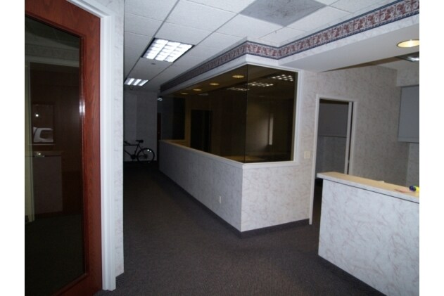 More Photos Of 100 Cedar St, Batavia Manufacturing For Sale