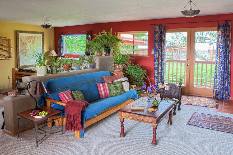 More Photos Of 613 Callejon Rd, Taos Hospitality For Sale