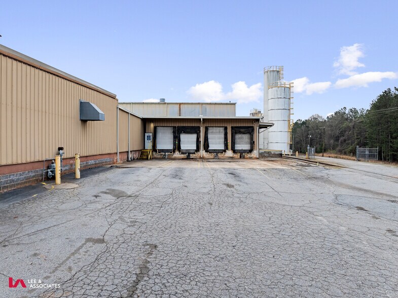 More Photos Of 1330 Atlanta Hwy, Madison Manufacturing For Sale