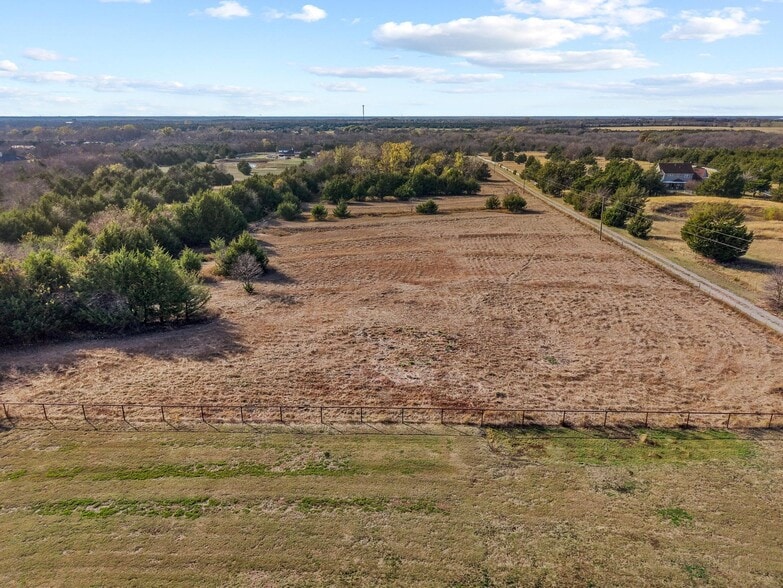 More Photos Of 12488 Eastline Rd, Trenton Specialty For Sale