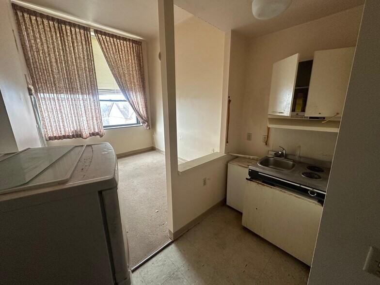 More Photos Of 215 Lelia St, Pittsburgh Apartments For Sale