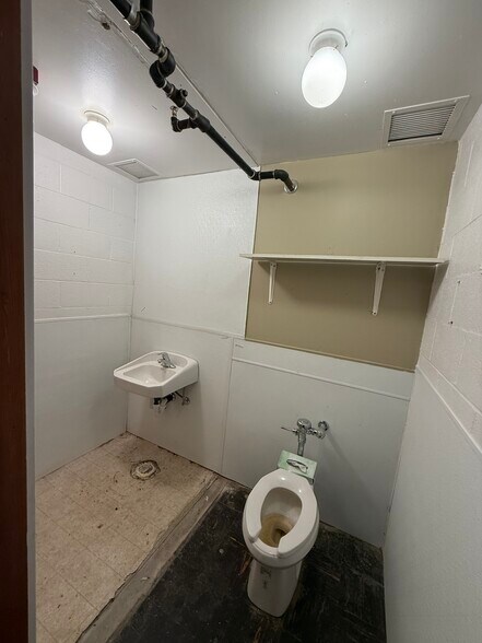 More Photos Of 7 School St, Malott Schools For Sale