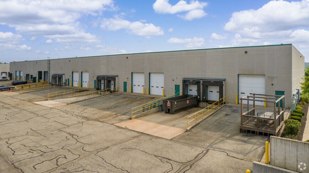 More Photos Of 5801 Weller Ct SW, Wyoming Warehouse For Lease