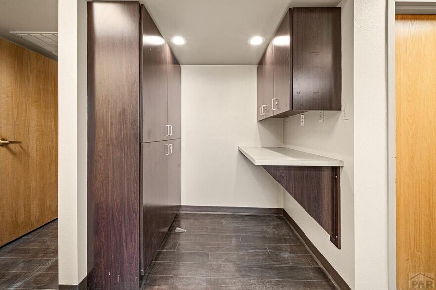 More Photos Of 19 E Abarr Dr, Pueblo Office For Lease