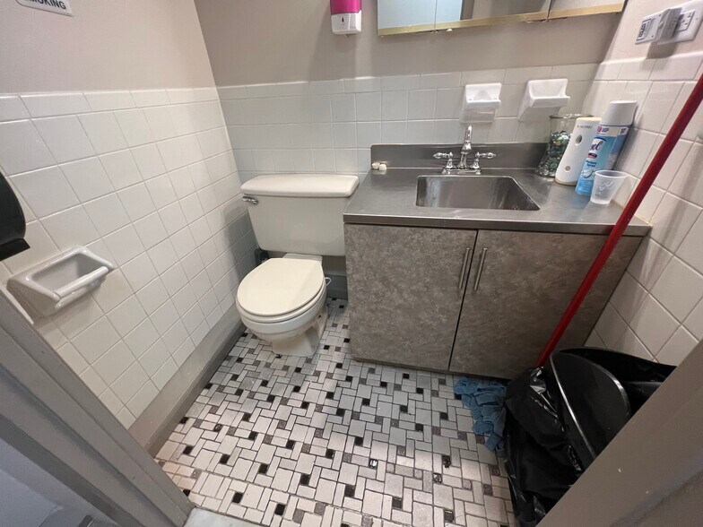 More Photos Of 8708 Justice Ave, Elmhurst Apartments For Sale