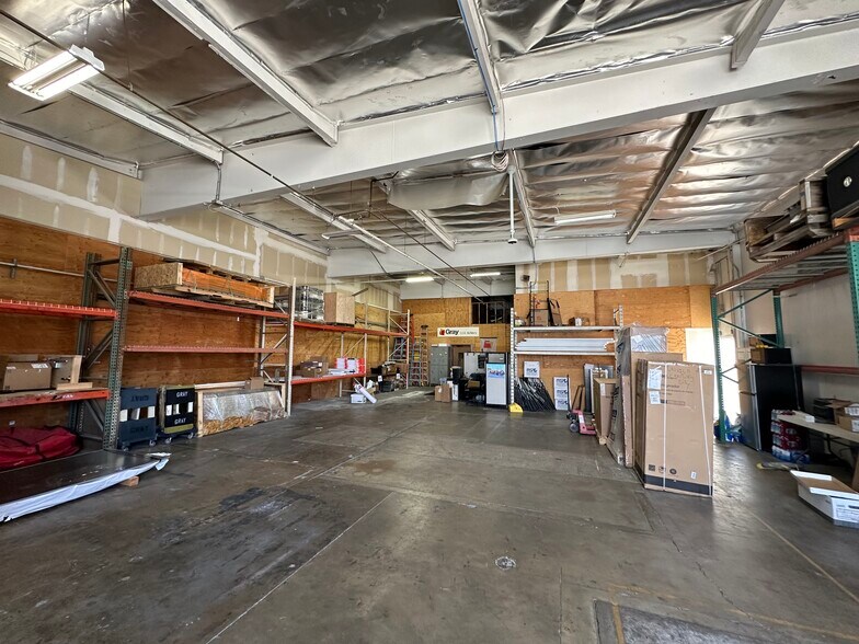 More Photos Of 421 E Cerritos Ave, Anaheim Warehouse For Sale