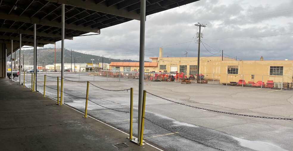 More Photos Of 4320 E Trent Ave, Spokane Warehouse For Lease