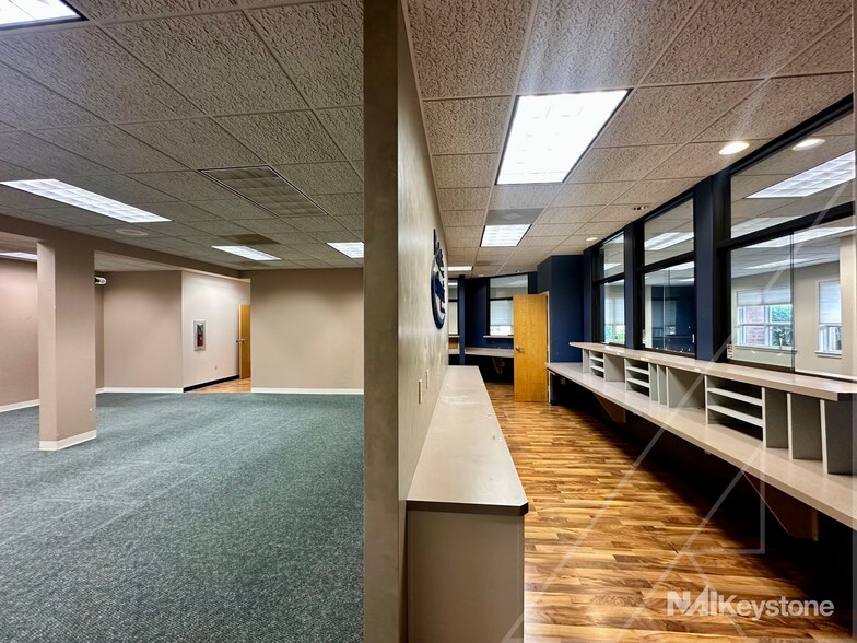 More Photos Of 2201 Ridgewood Rd, Wyomissing Medical For Sale