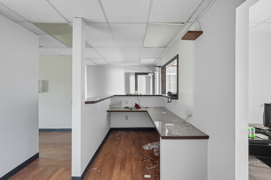 More Photos Of 9309-9319 Cincinnati-Columbus Rd, West Chester Office For Lease