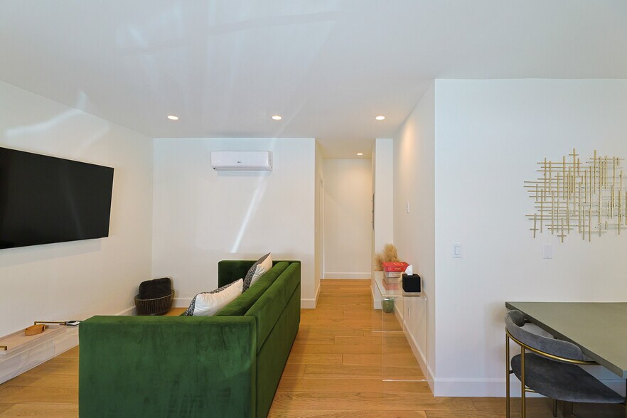More Photos Of 22227 Pacific Coast Hwy, Malibu Apartments For Sale