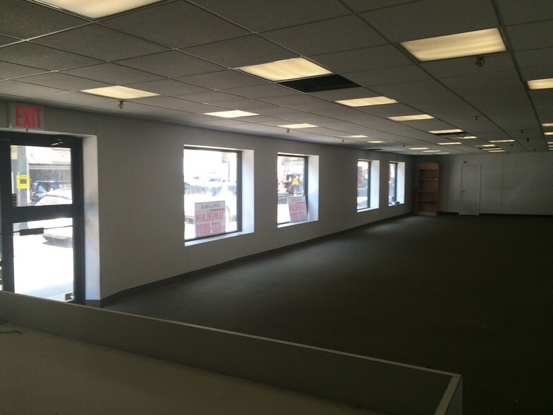 More Photos Of 5790 Broadway, Bronx Storefront For Lease