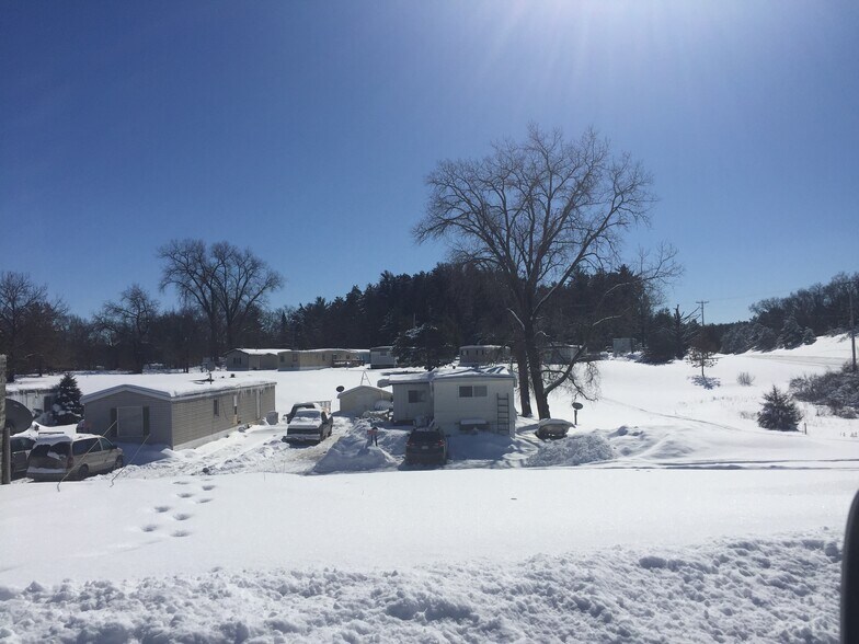 More Photos Of W12888 Curlew Ct, Coloma Trailer Camper Park For Sale
