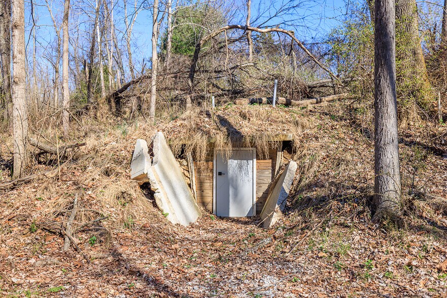 More Photos Of , Bloomington Unknown For Sale