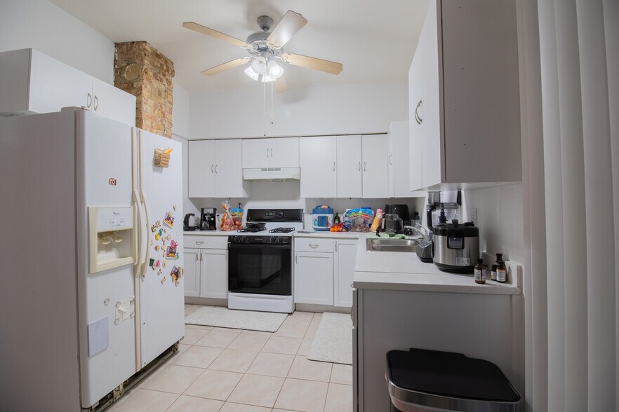 More Photos Of 40523 N Il Route 83, Antioch Apartments For Sale