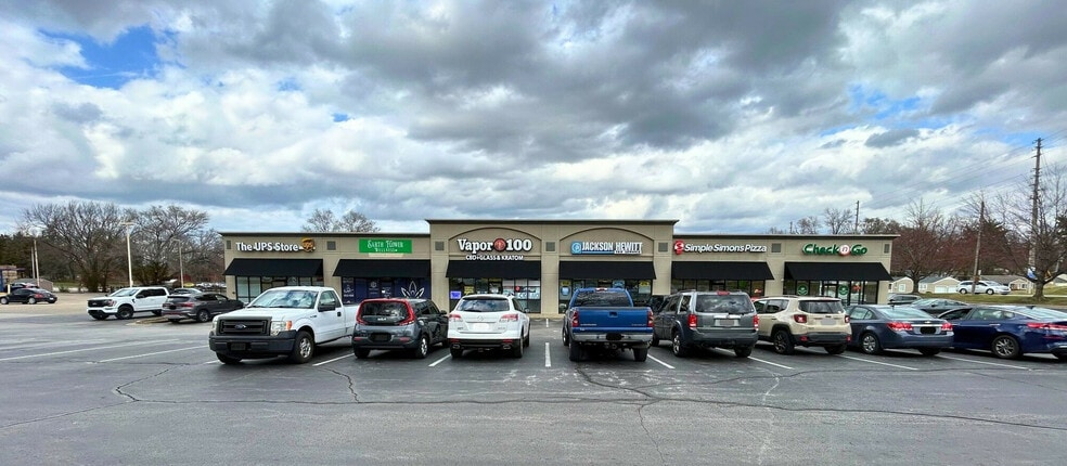 More Photos Of 1315-1325 W Sunshine St, Springfield Storefront For Lease