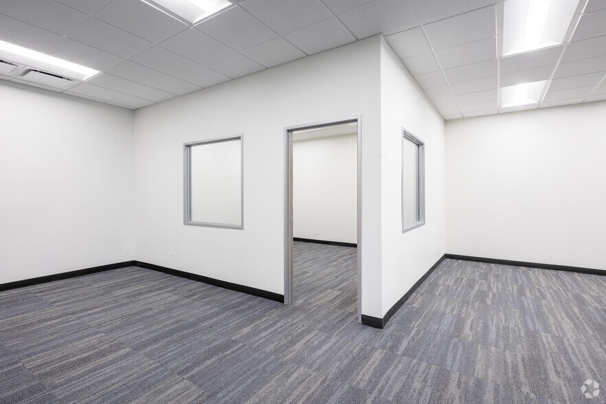 More Photos Of 6701 Odessa Ave, Van Nuys Warehouse For Lease