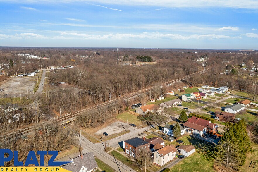 More Photos Of 231 N Center St, Newton Falls Bar For Sale