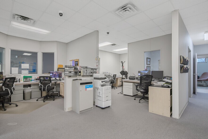 More Photos Of 7 E Duncan St, Lillington Medical For Sale