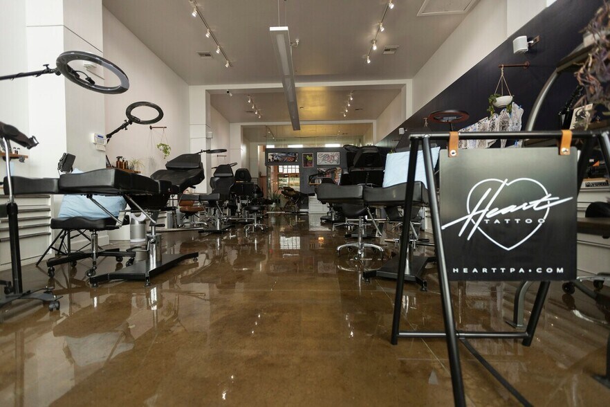 More Photos Of 1601-1607 N Franklin St, Tampa General Retail For Lease