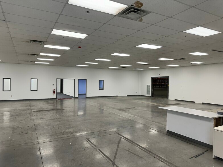 More Photos Of 2300 Clifton Ave, Nashville Industrial For Sale