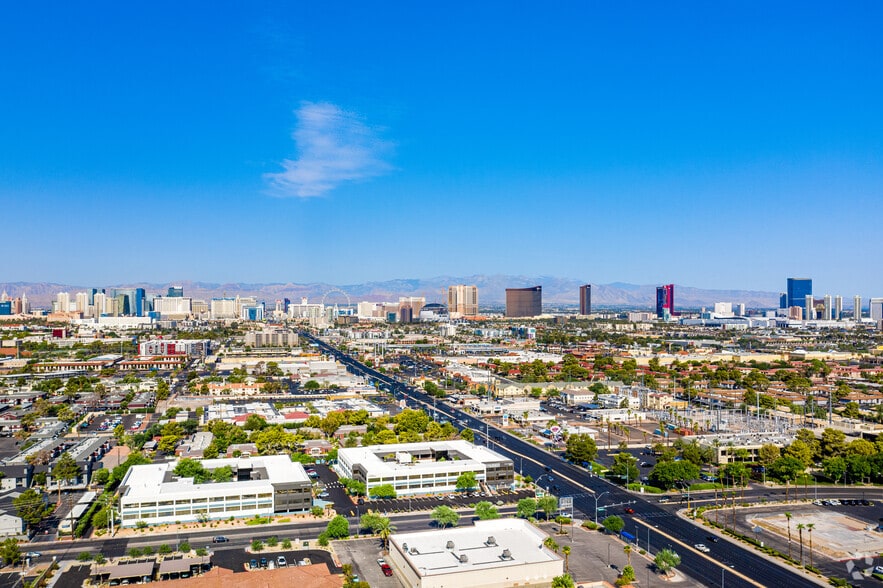 More Photos Of 1771 E Flamingo Rd, Las Vegas Unknown For Lease