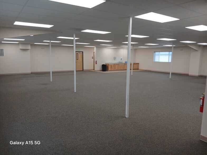 More Photos Of 2490 Ferry St SW, Albany Light Manufacturing For Lease