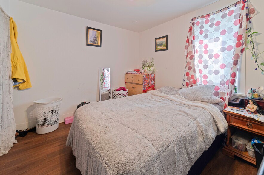 More Photos Of 504 Breckenridge St, Helena Apartments For Sale