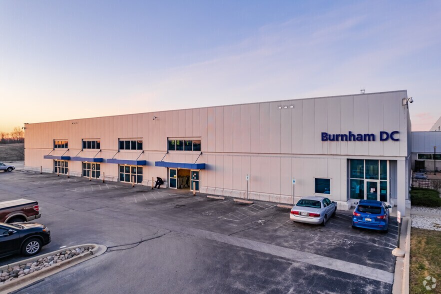 More Photos Of 4101 W Burnham St, West Milwaukee Manufacturing For Sale