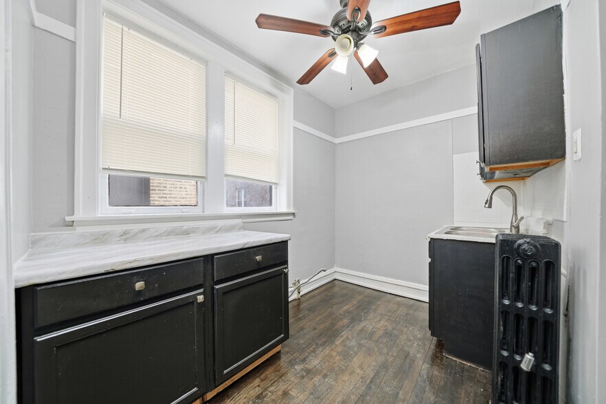 More Photos Of 1919 E 86th St, Chicago Apartments For Sale