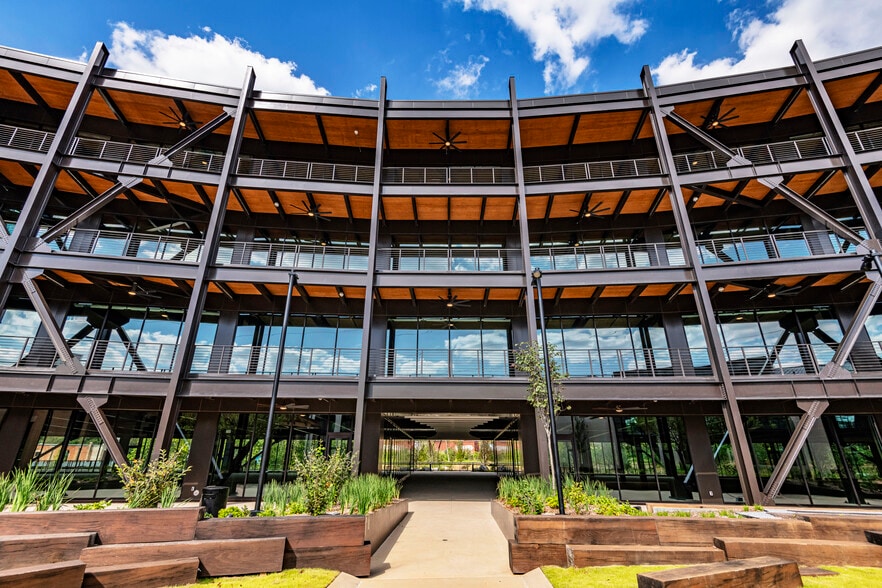 More Photos Of 765 Echo St NW, Atlanta Office For Lease