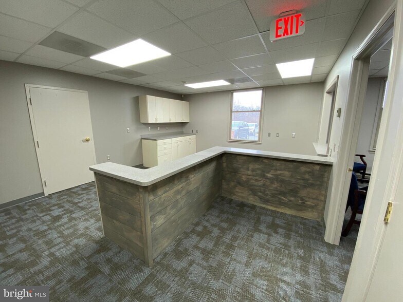 More Photos Of 20311 Lappans Rd, Boonsboro Medical For Sale