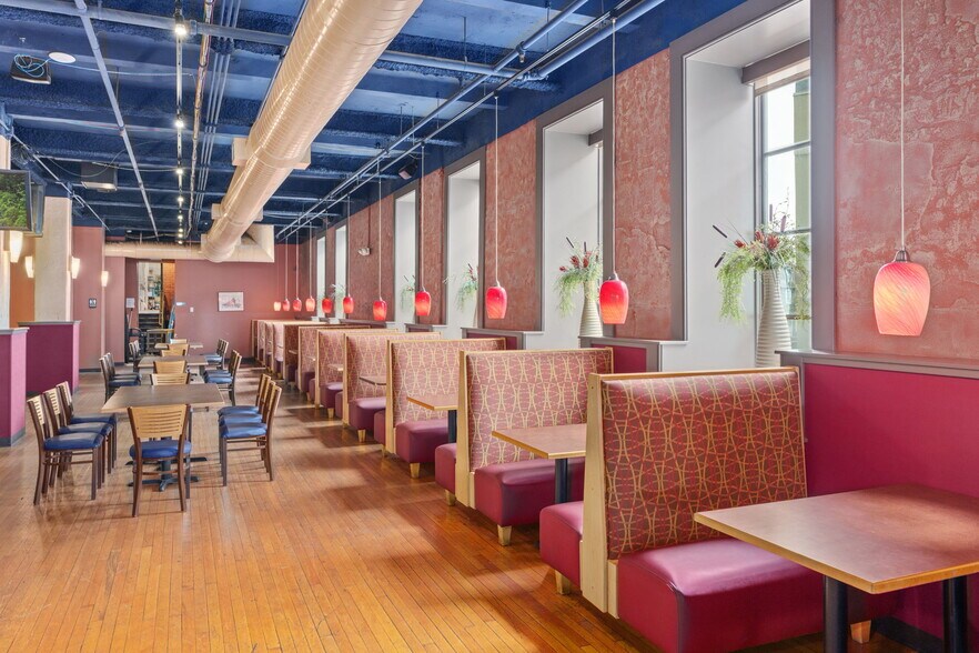 More Photos Of 812-814 W Hamilton St, Allentown Loft Creative Space For Sale