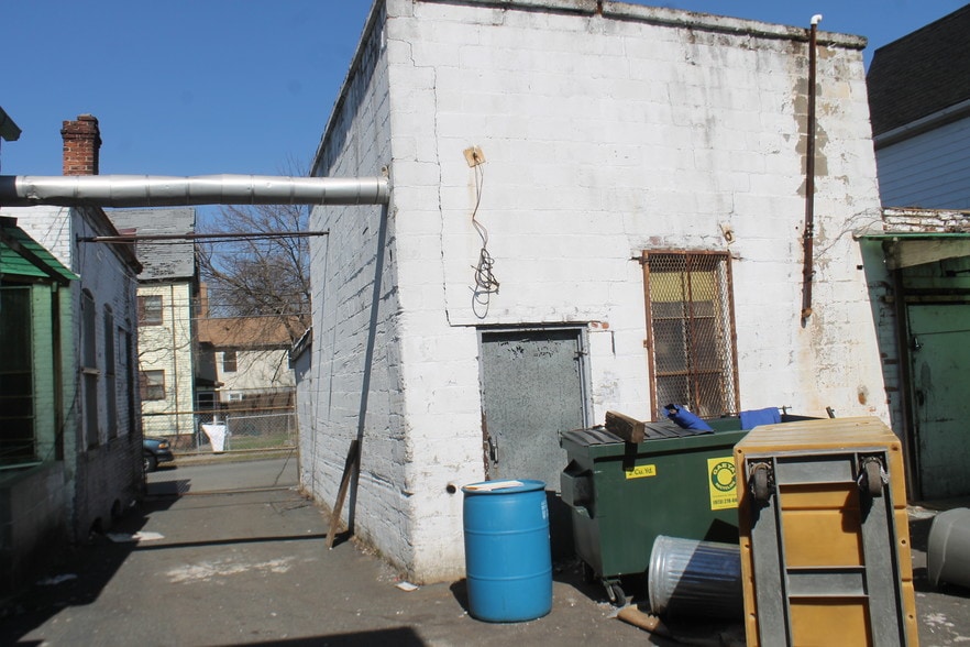 More Photos Of 46 Grace St, Irvington Warehouse For Sale