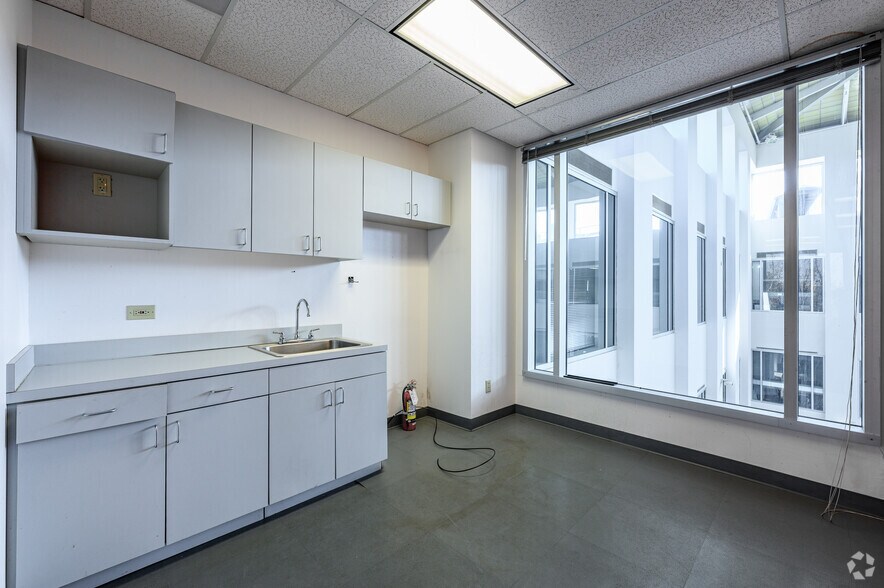 Photo of 3rd Floor Ste 3070