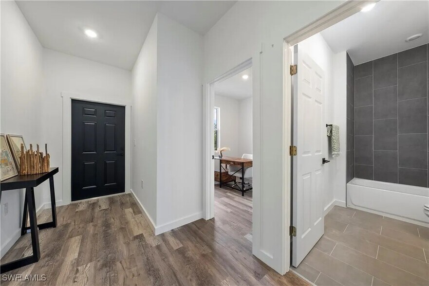 More Photos Of 2429-2431 Lola Ave, Lehigh Acres Apartments For Sale