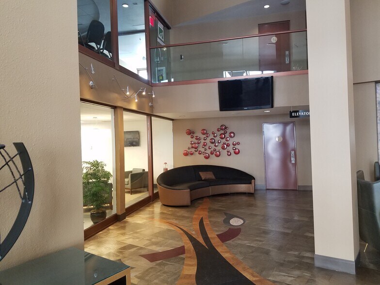 More Photos Of 550 N Poplar St, Casper Medical For Lease