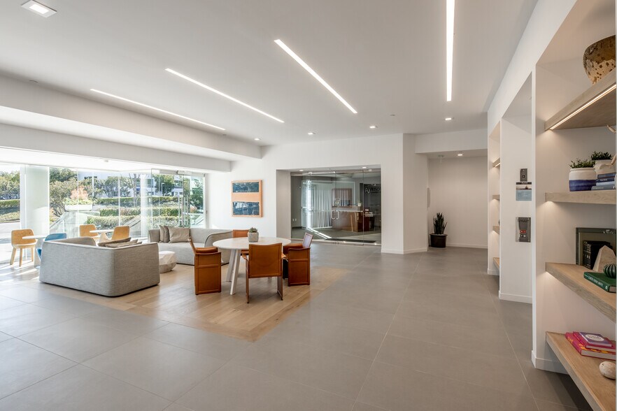 More Photos Of 95 Argonaut, Aliso Viejo Office For Lease